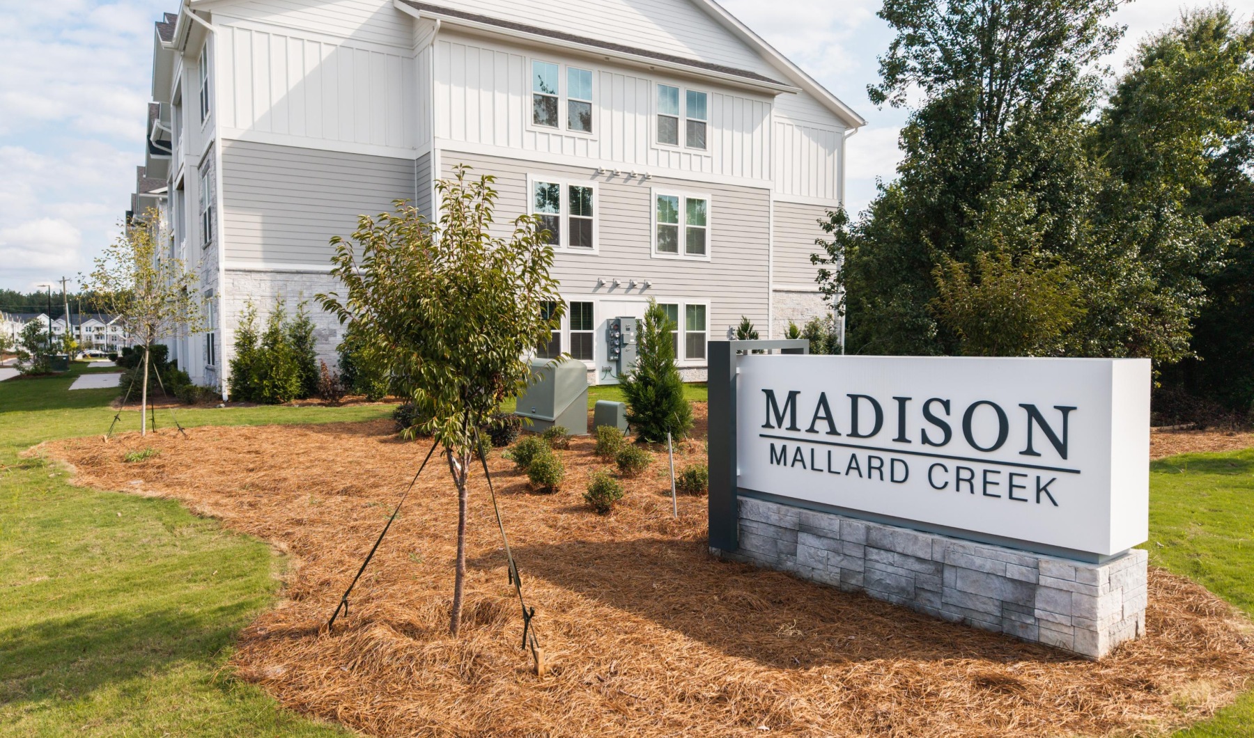 Madison Mallard Creek apartments near Mallard Creek Charlotte NC.